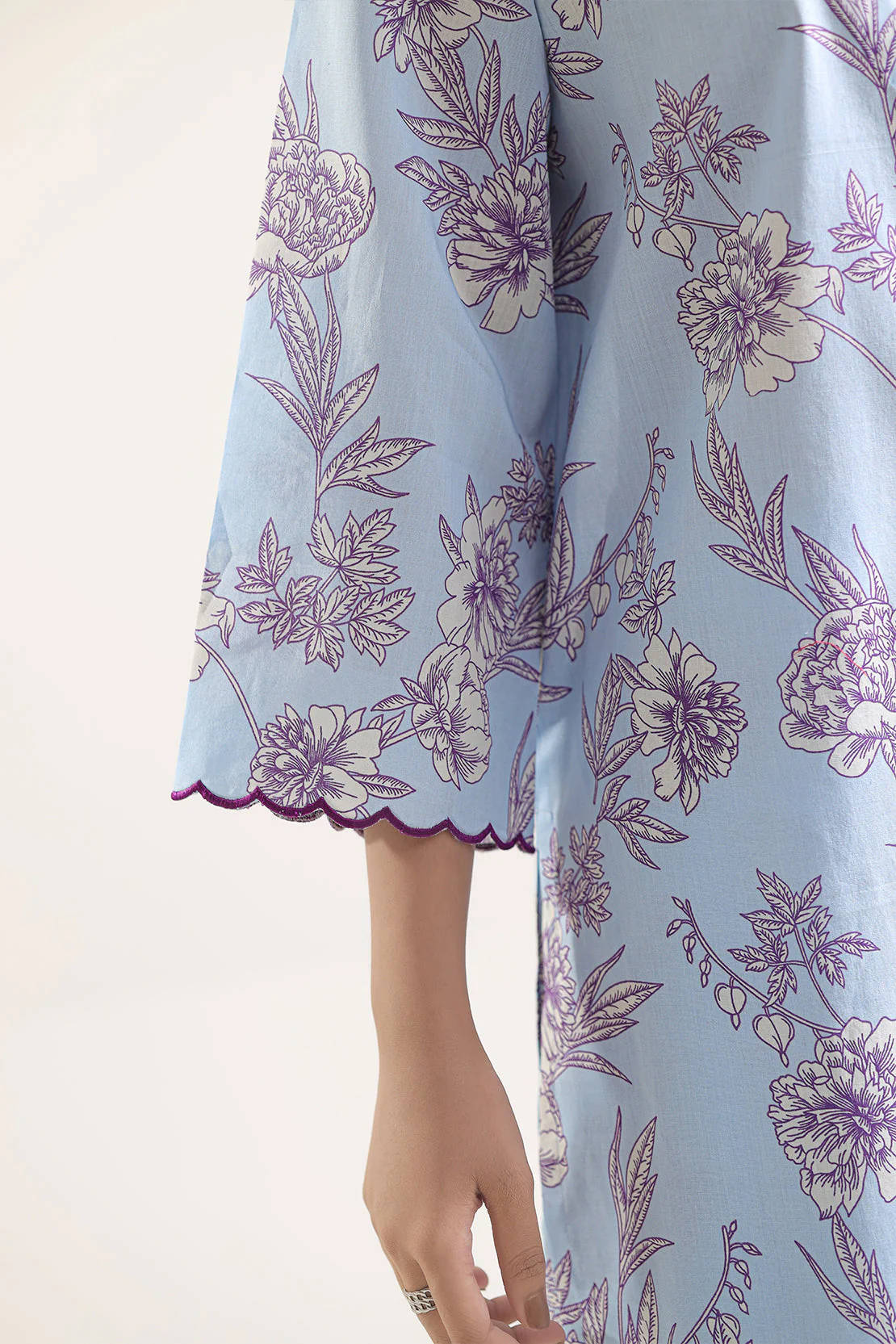 Unstitched Printed Lawn 2 Piece (Shirt/Trouser) - Image 5