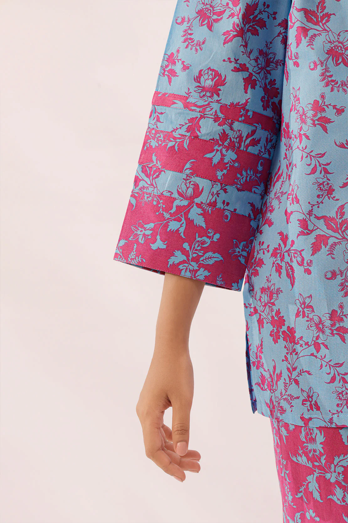 Unstitched Printed Lawn 2 Piece (Shirt/Trouser) - Image 5