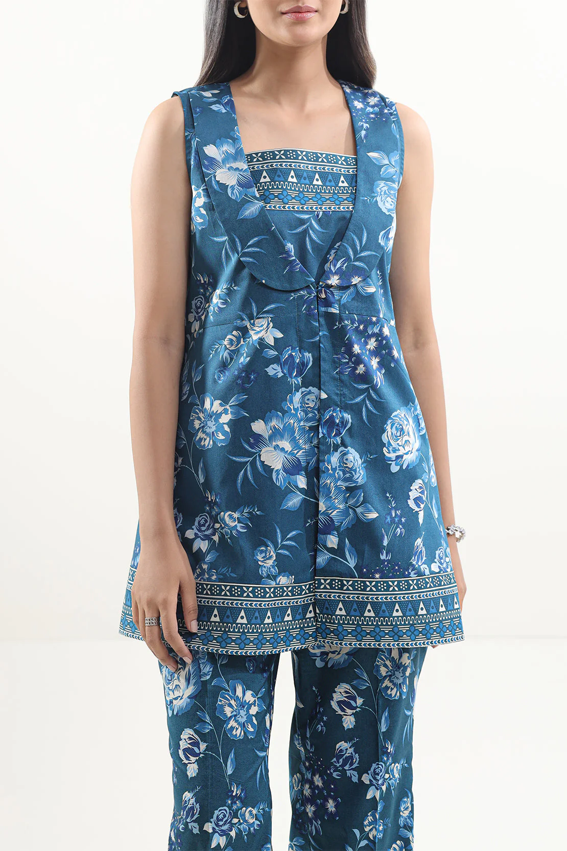 Unstitched Printed Lawn 2 Piece (Shirt/Trouser) - Image 2