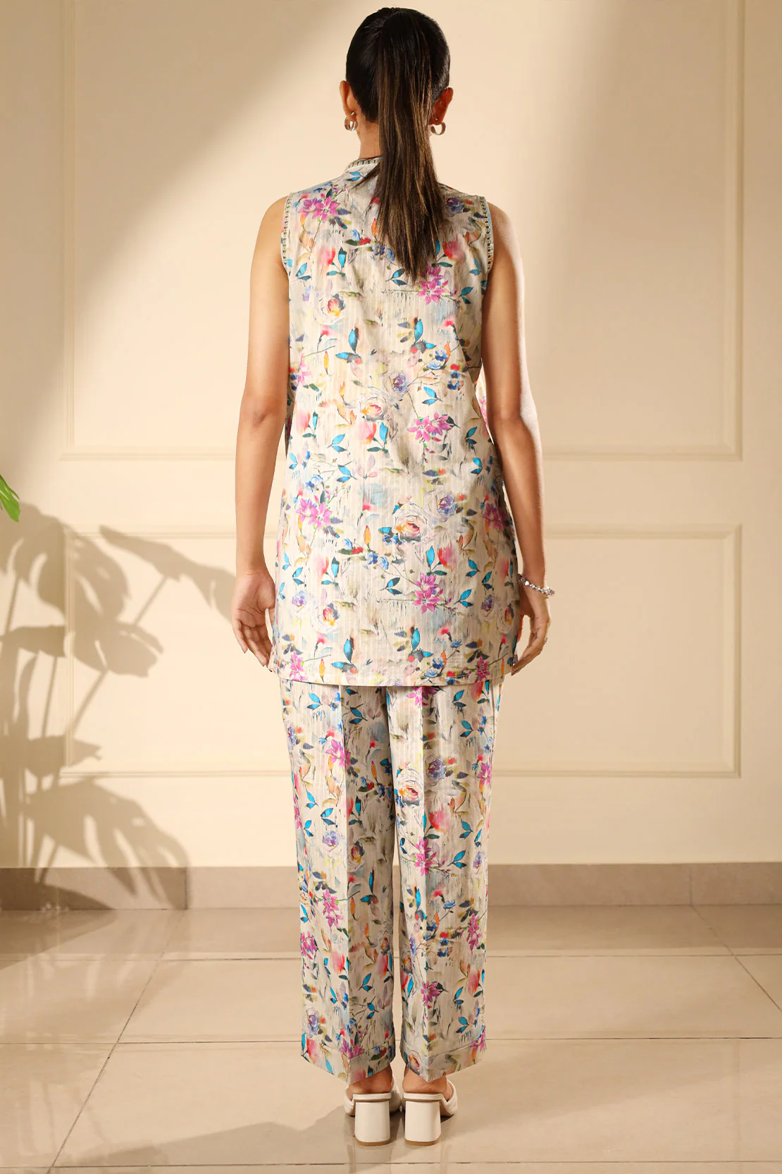Unstitched Printed Lawn 2 Piece (Shirt/Trouser) - Image 3