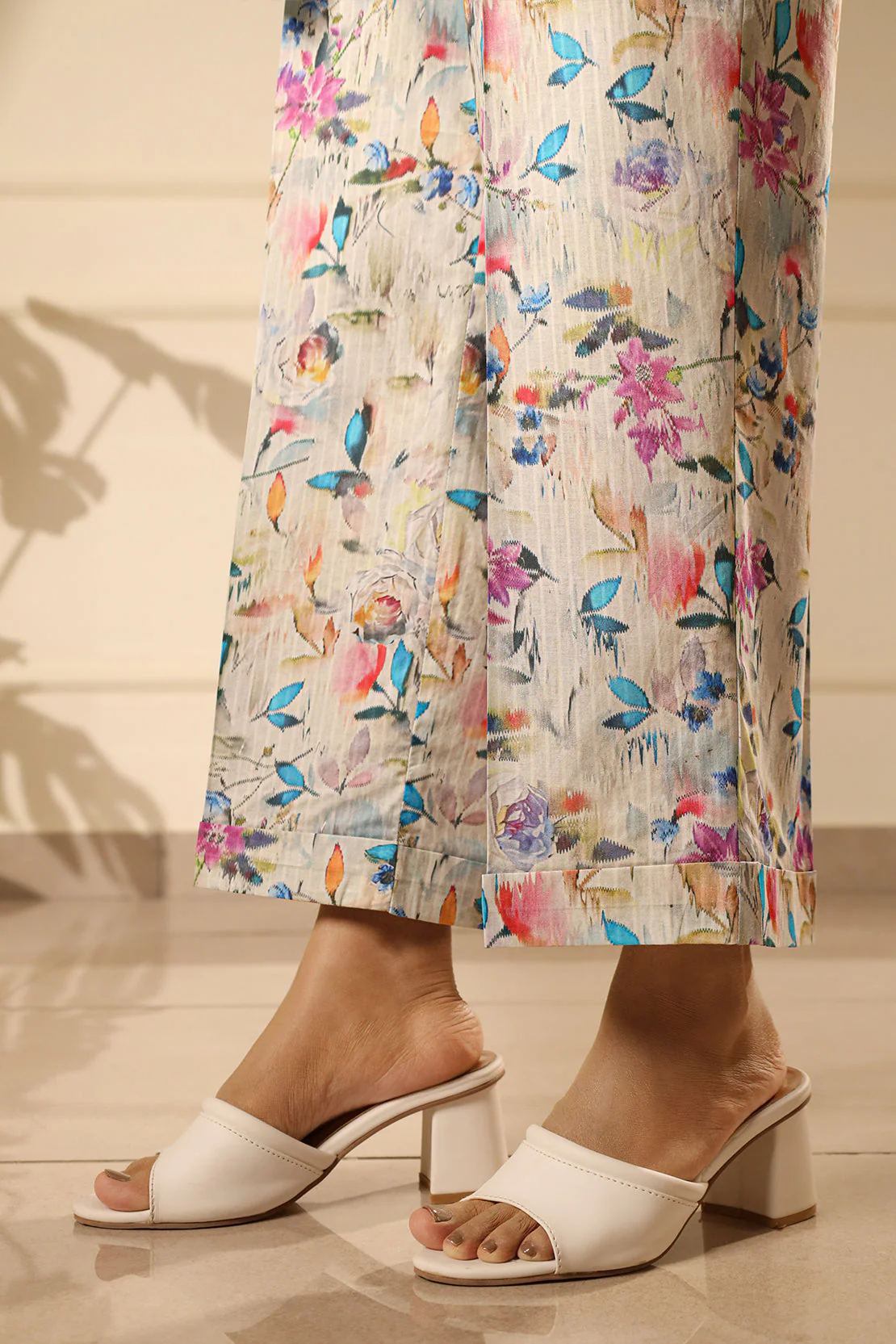 Unstitched Printed Lawn 2 Piece (Shirt/Trouser) - Image 8
