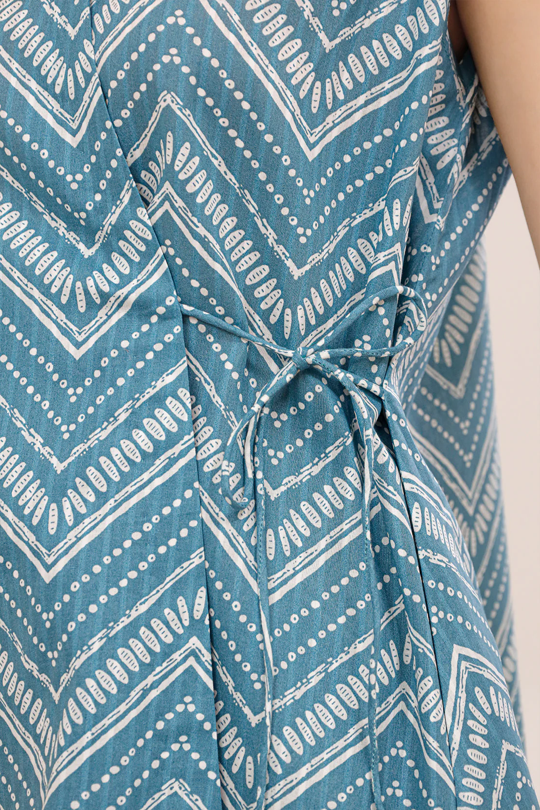 Unstitched Printed Lawn 2 Piece (Shirt/Trouser) - Image 5
