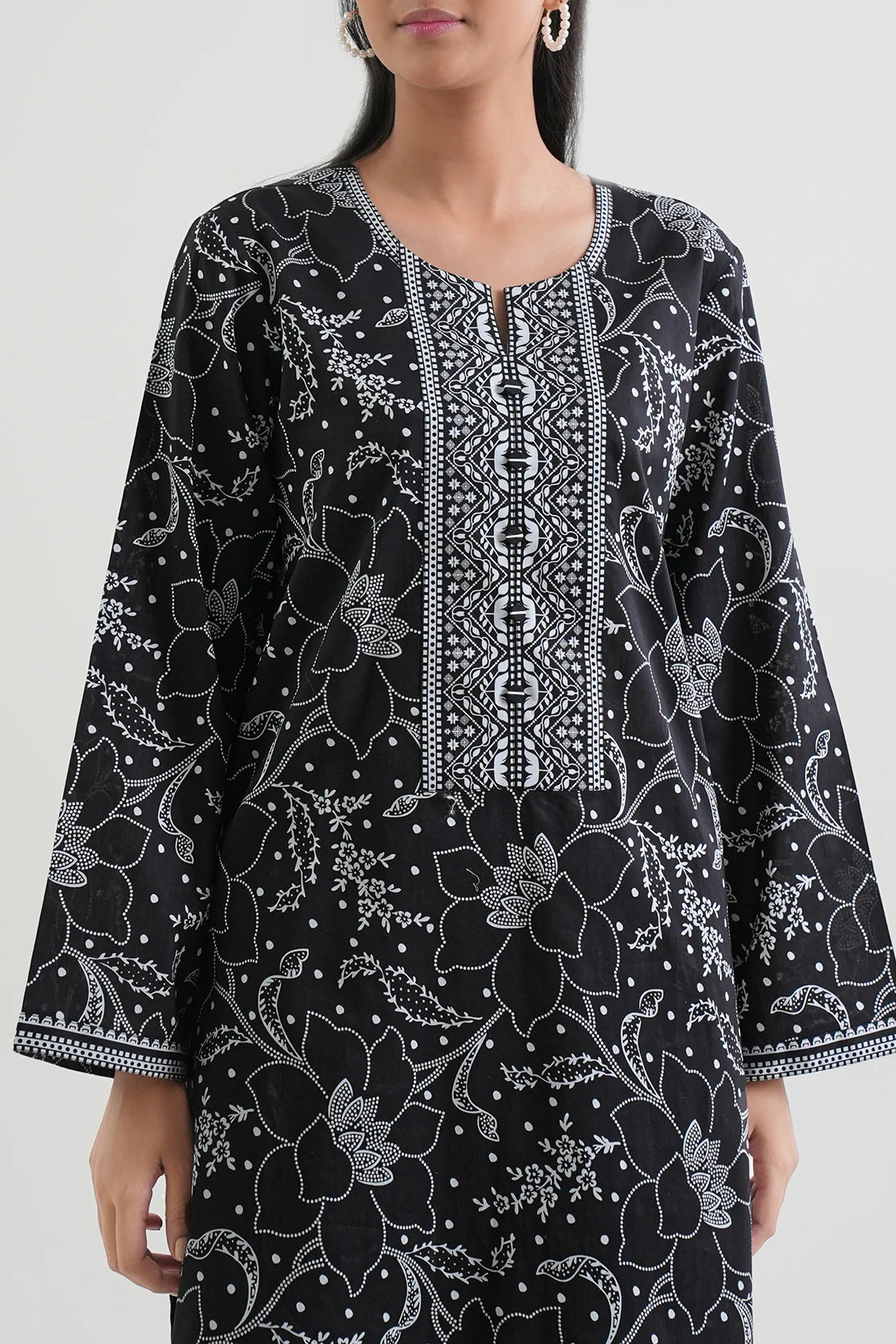 Unstitched Printed Lawn 2 Piece (Shirt/Trouser) - Image 2