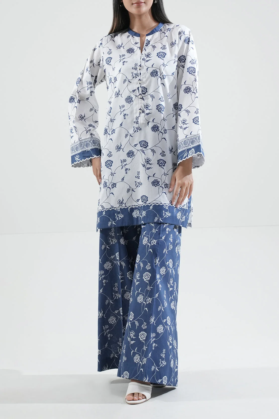 Unstitched Printed Lawn 2 Piece (Shirt/Trouser)