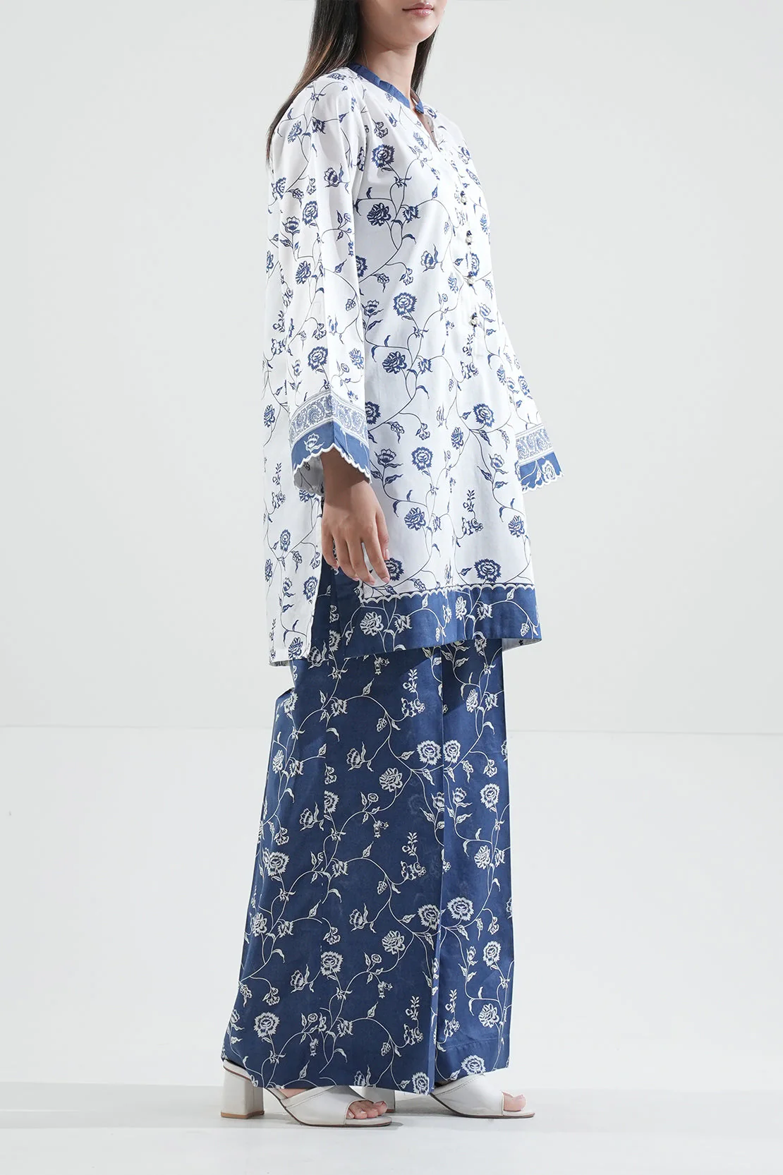 Unstitched Printed Lawn 2 Piece (Shirt/Trouser) - Image 3