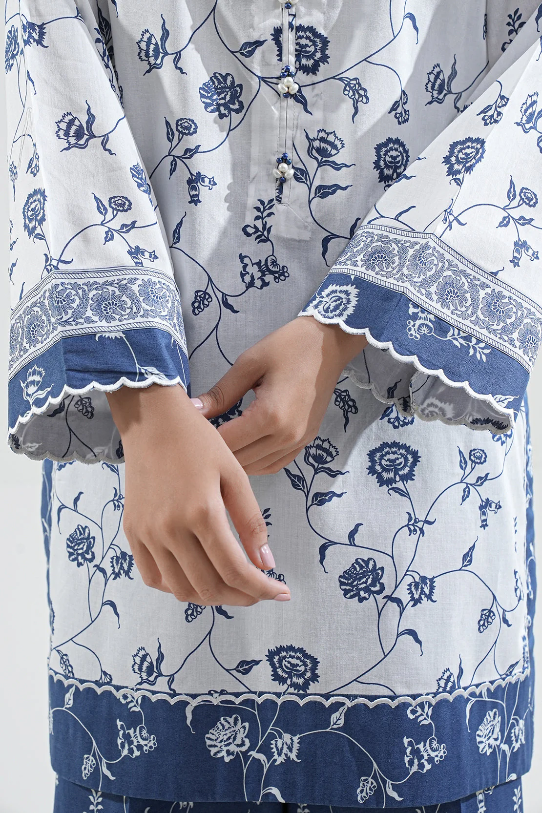Unstitched Printed Lawn 2 Piece (Shirt/Trouser) - Image 7