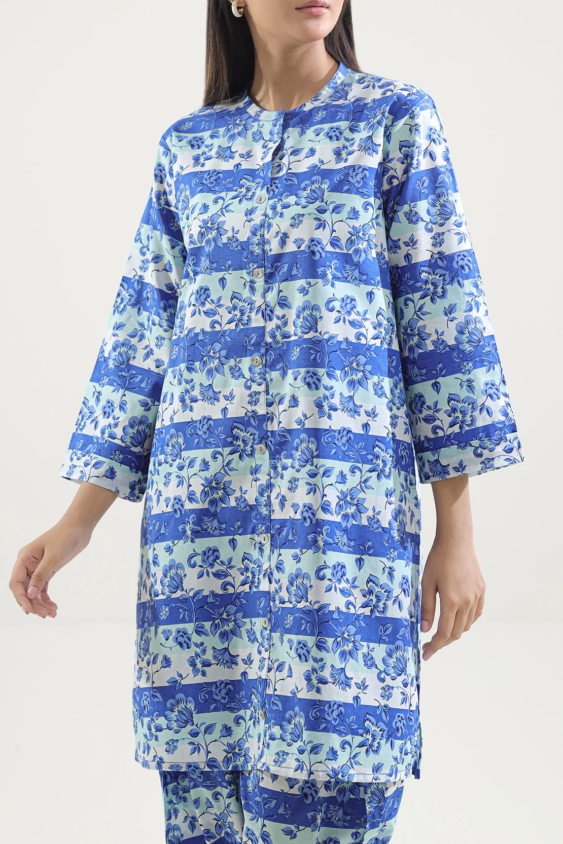 Unstitched Printed Lawn 2 Piece (Shirt/Trouser) - Image 2