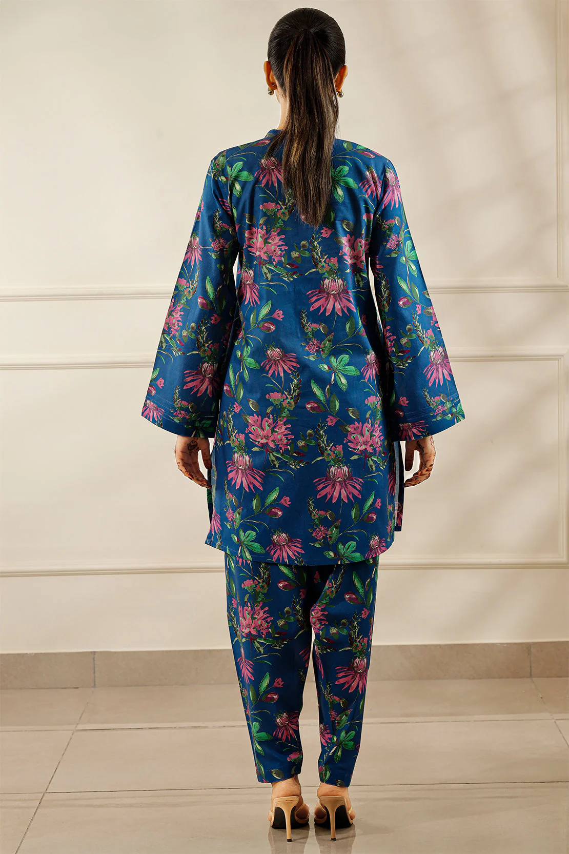 Unstitched Printed Lawn 2 Piece (Shirt/Trouser) - Image 2