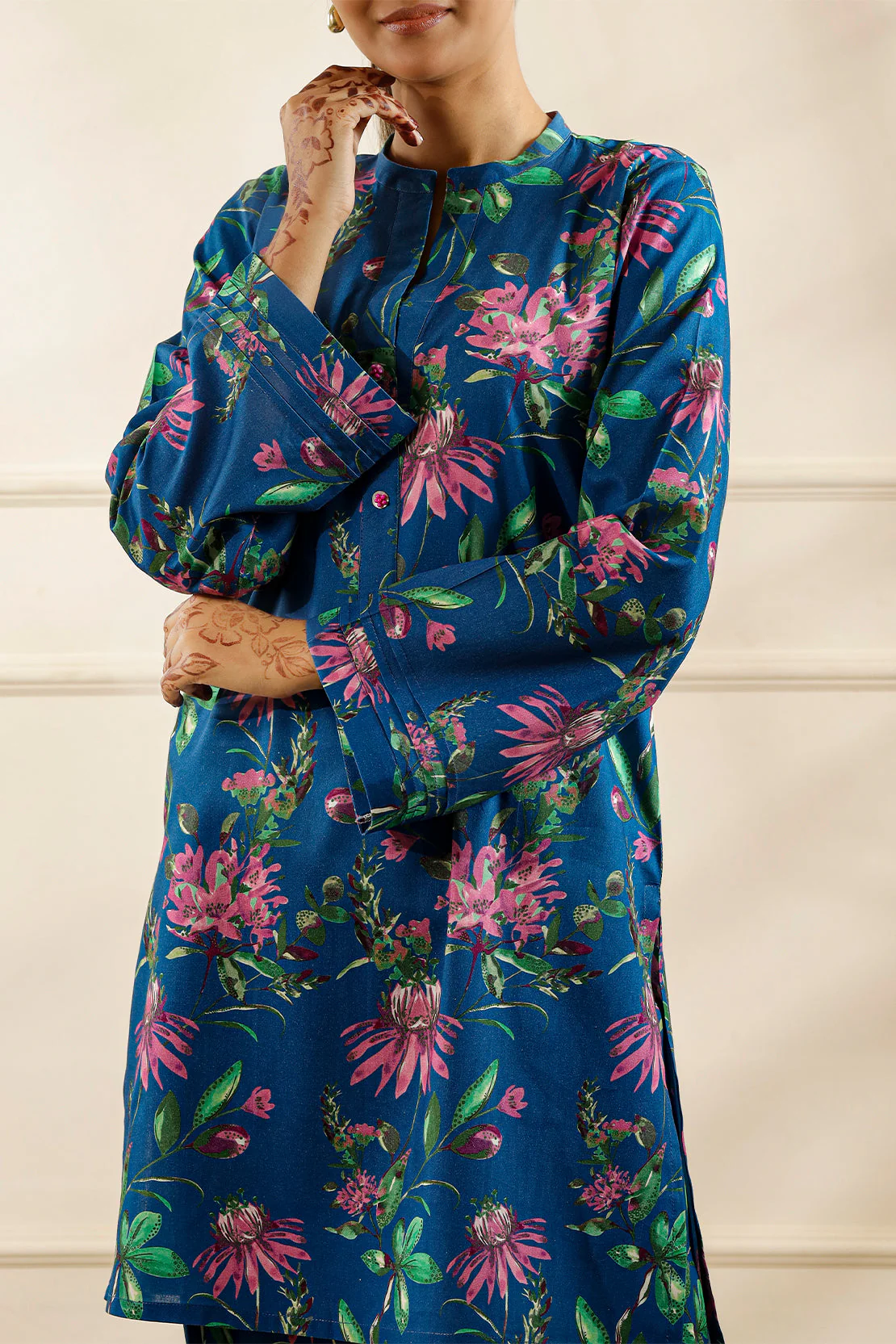 Unstitched Printed Lawn 2 Piece (Shirt/Trouser) - Image 4