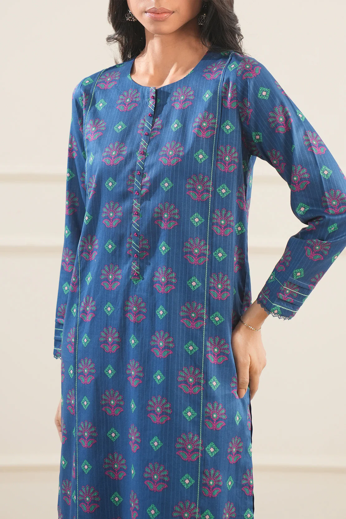 Unstitched Printed Lawn 2 Piece (Shirt/Trouser) - Image 4