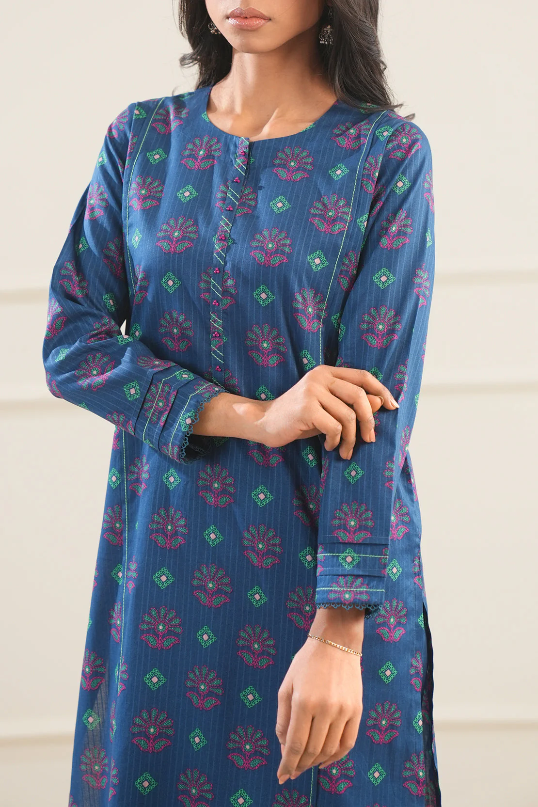 Unstitched Printed Lawn 2 Piece (Shirt/Trouser) - Image 5