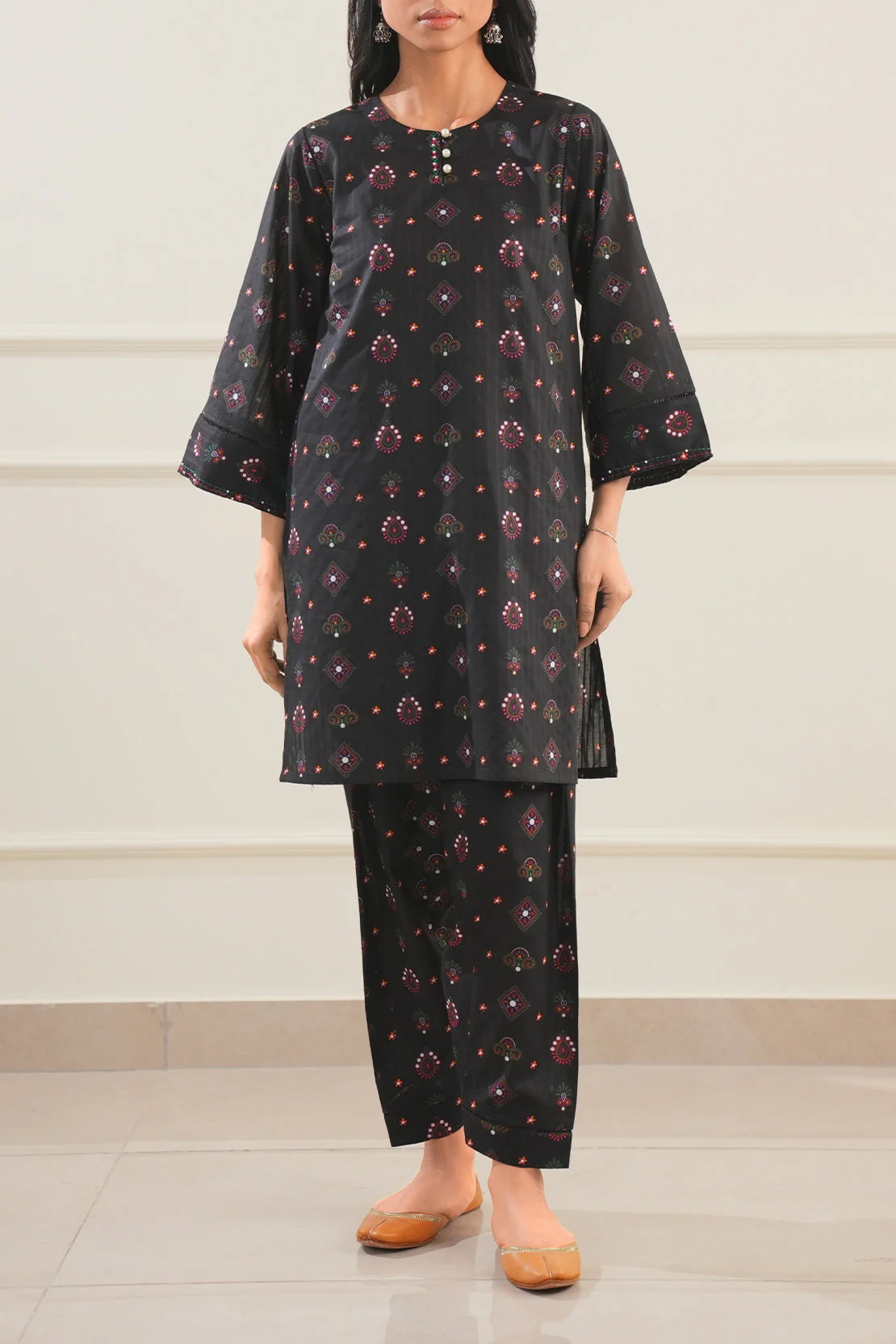 Unstitched Printed Lawn 2 Piece (Shirt/Trouser) - Image 2