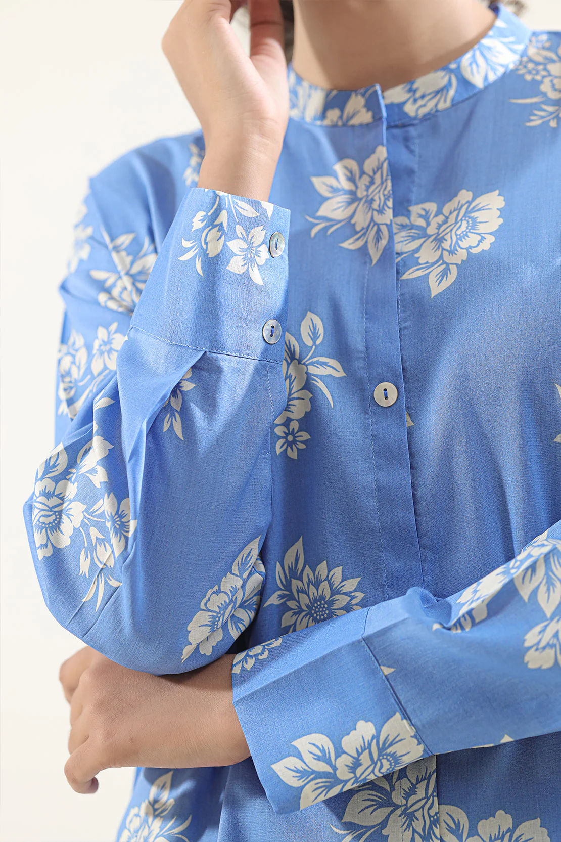 Unstitched Printed Lawn 2 Piece (Shirt/Trouser) - Image 5