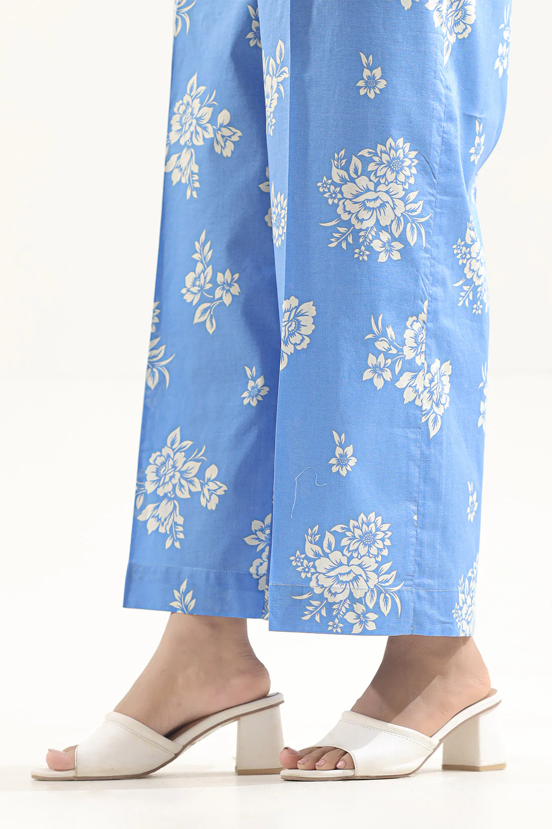 Unstitched Printed Lawn 2 Piece (Shirt/Trouser) - Image 6