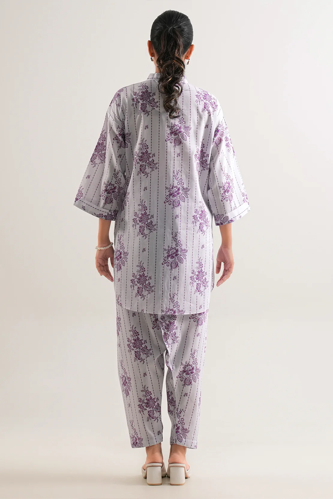 Unstitched Printed Lawn 2 Piece (Shirt/Trouser) - Image 4