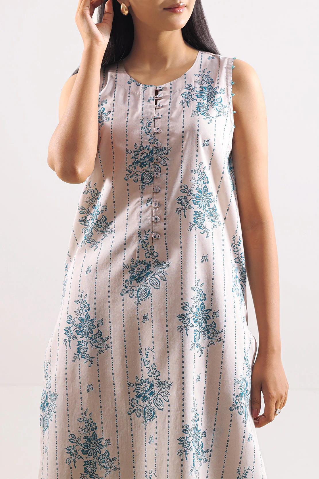Unstitched Printed Lawn 2 Piece (Shirt/Trouser) - Image 3