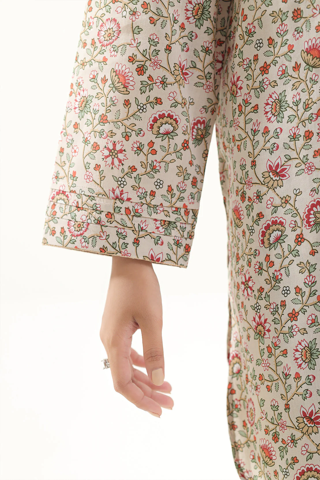 Unstitched Printed Lawn 2 Piece (Shirt/Trouser) - Image 4