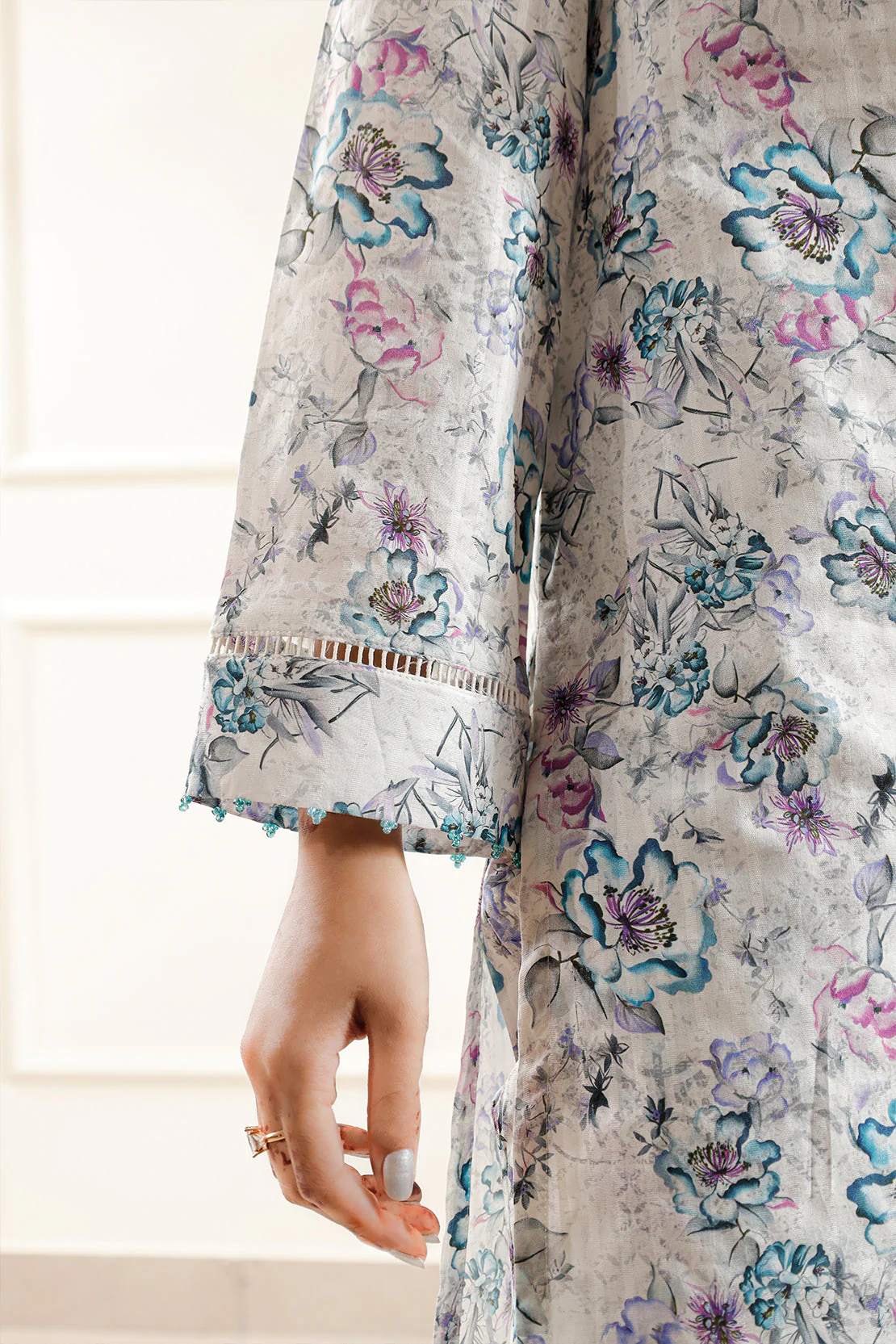 Unstitched Printed Lawn 2 Piece (Shirt/Trouser) - Image 4