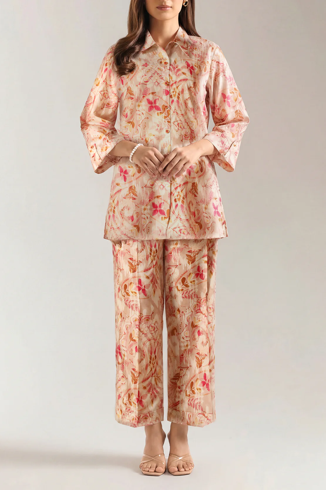 Unstitched Printed Lawn 2 Piece (Shirt/Trouser)
