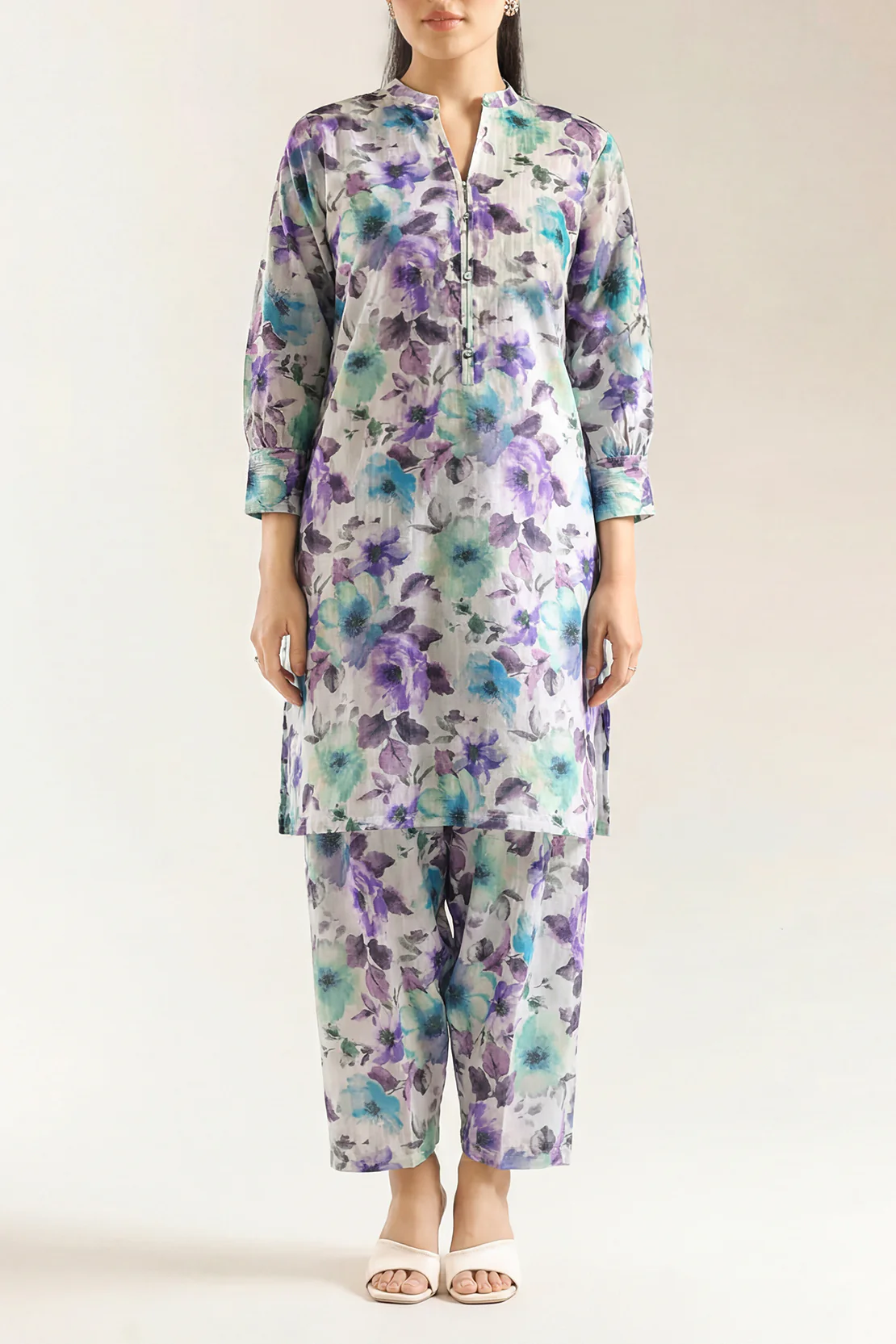 Unstitched Printed Lawn 2 Piece (Shirt/Trouser)