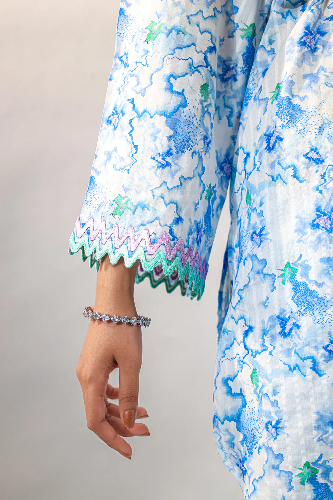 Unstitched Printed Lawn 2 Piece (Shirt/Trouser) - Image 6
