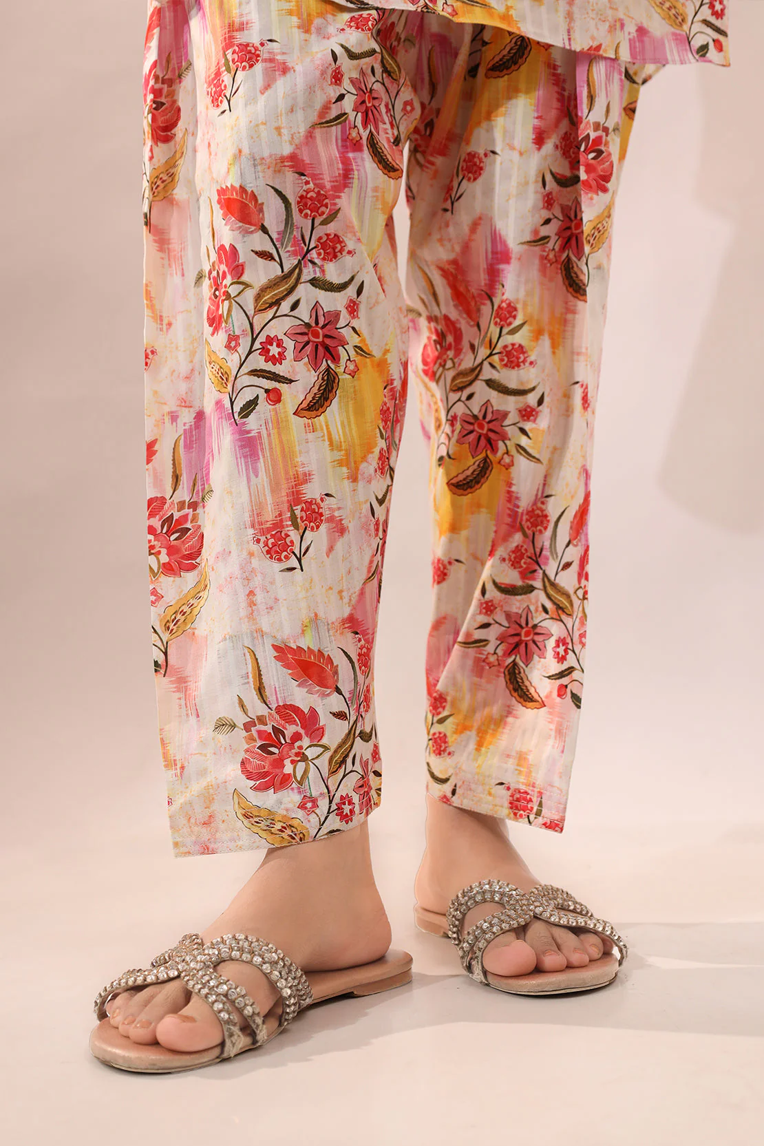 Unstitched Printed Lawn 2 Piece (Shirt/Trouser) - Image 5