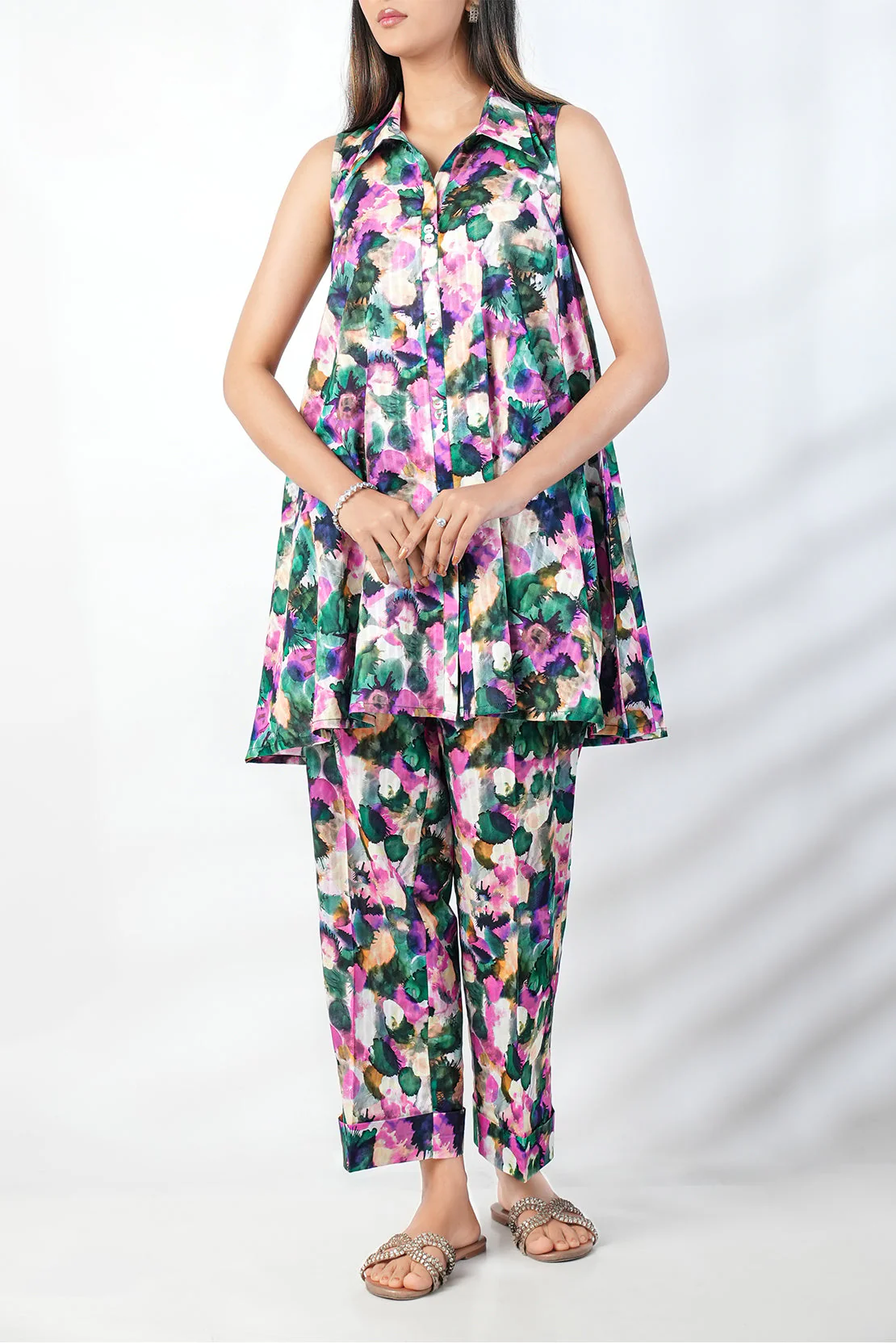 Unstitched Printed Lawn 2 Piece (Shirt/Trouser)