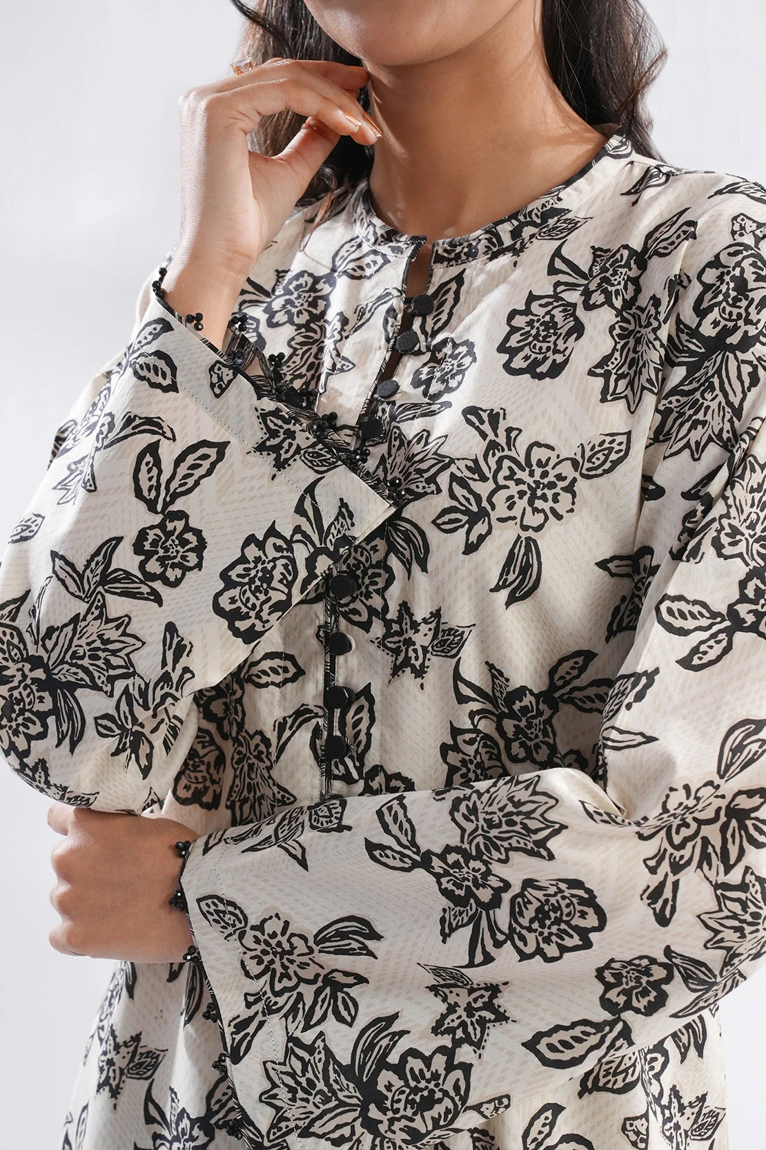 Unstitched Printed Lawn 2 Piece (Shirt/Trouser) - Image 7