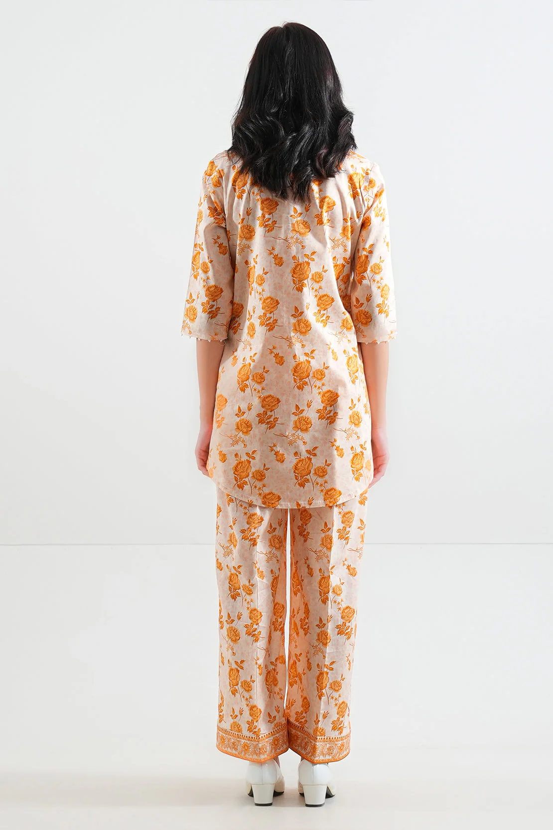 Unstitched Printed Lawn 2 Piece (Shirt/Trouser) - Image 3