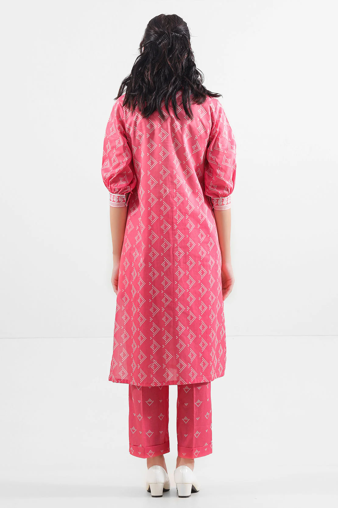 Unstitched Printed Lawn 2 Piece (Shirt/Trouser) - Image 3