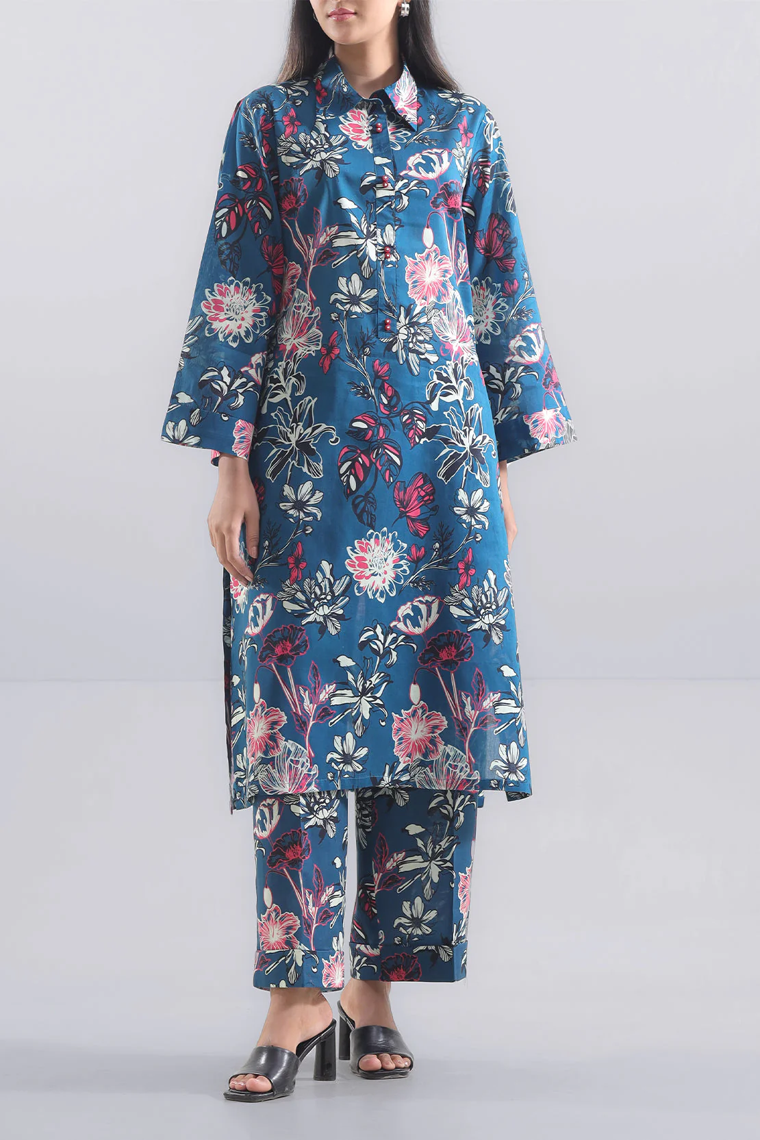 Unstitched Printed Lawn 2 Piece (Shirt/Trouser)