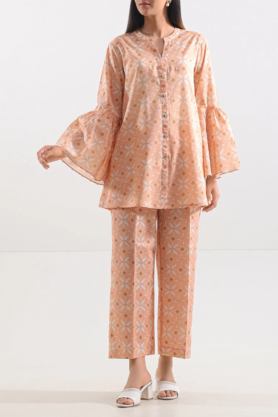 Unstitched Printed Lawn 2 Piece (Shirt/Trouser) - Image 4