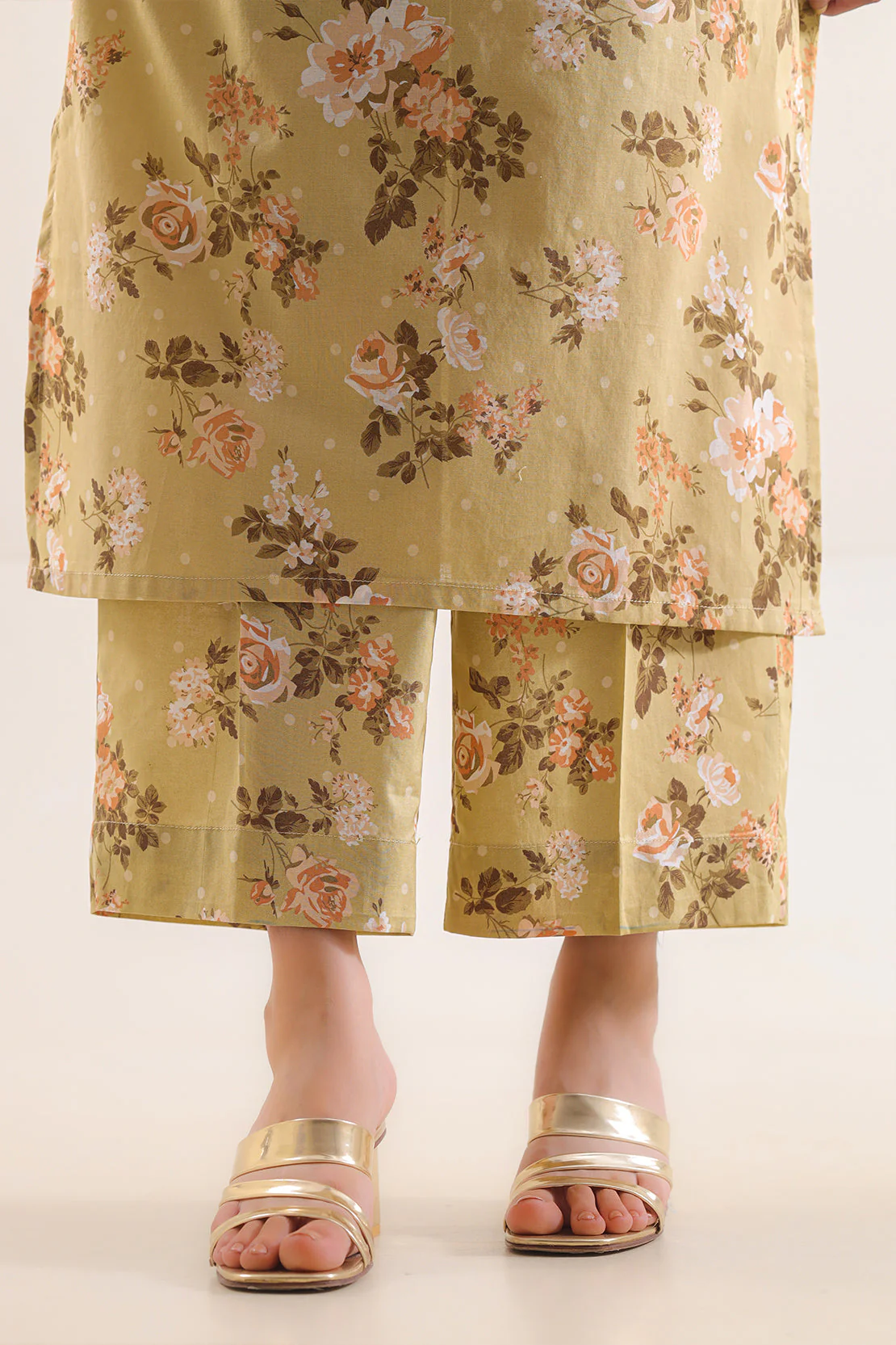 Unstitched Printed Lawn 2 Piece (Shirt/Trouser) - Image 6