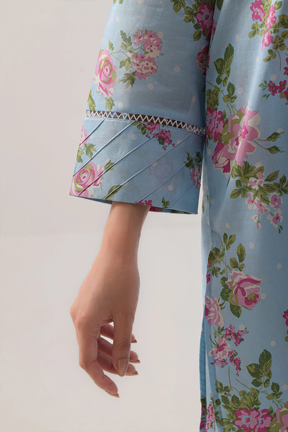 Unstitched Printed Lawn 2 Piece (Shirt/Trouser) - Image 5