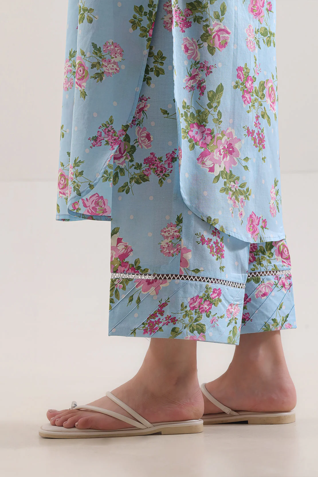 Unstitched Printed Lawn 2 Piece (Shirt/Trouser) - Image 6