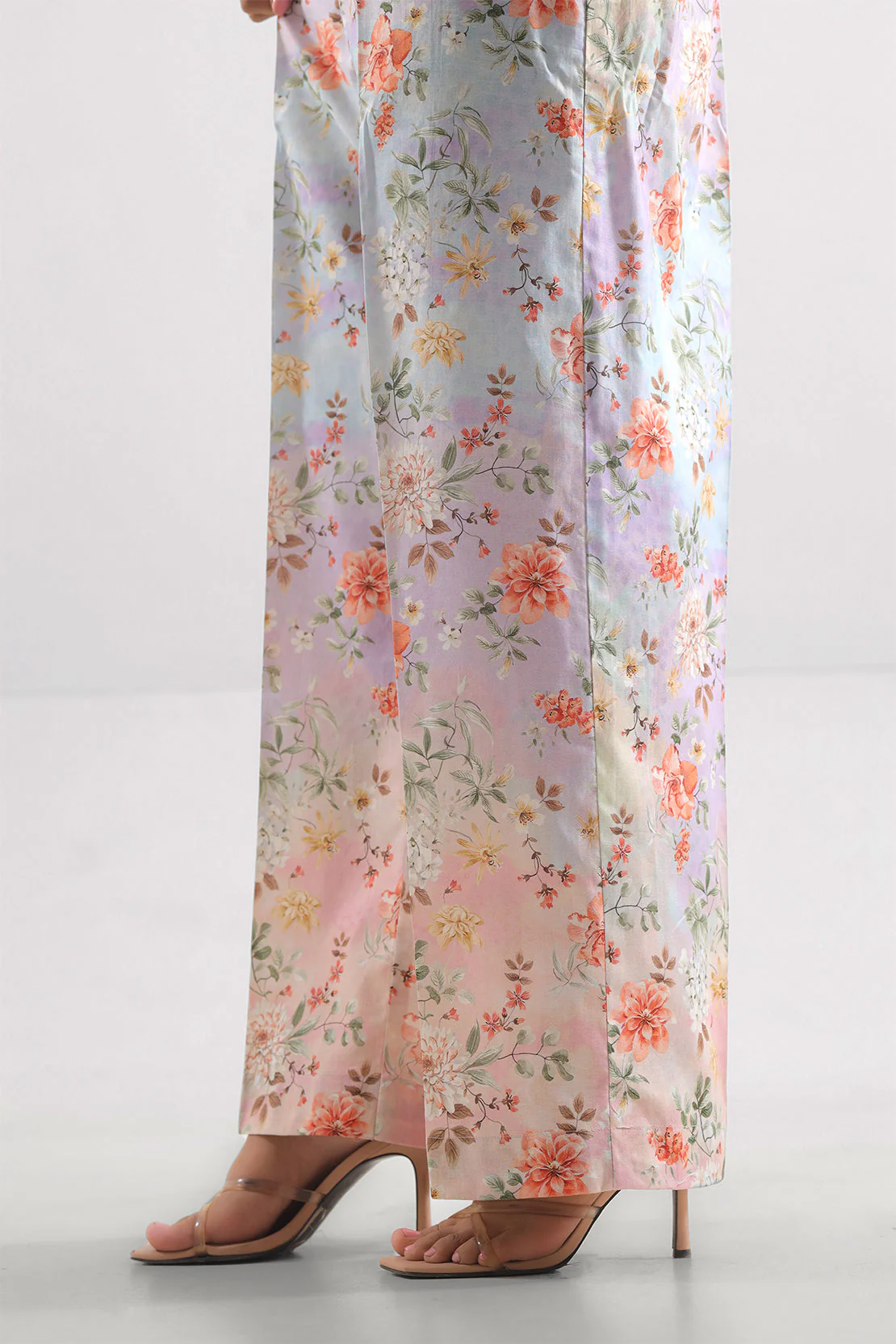 Unstitched Printed Lawn 2 Piece (Shirt/Trouser) - Image 5