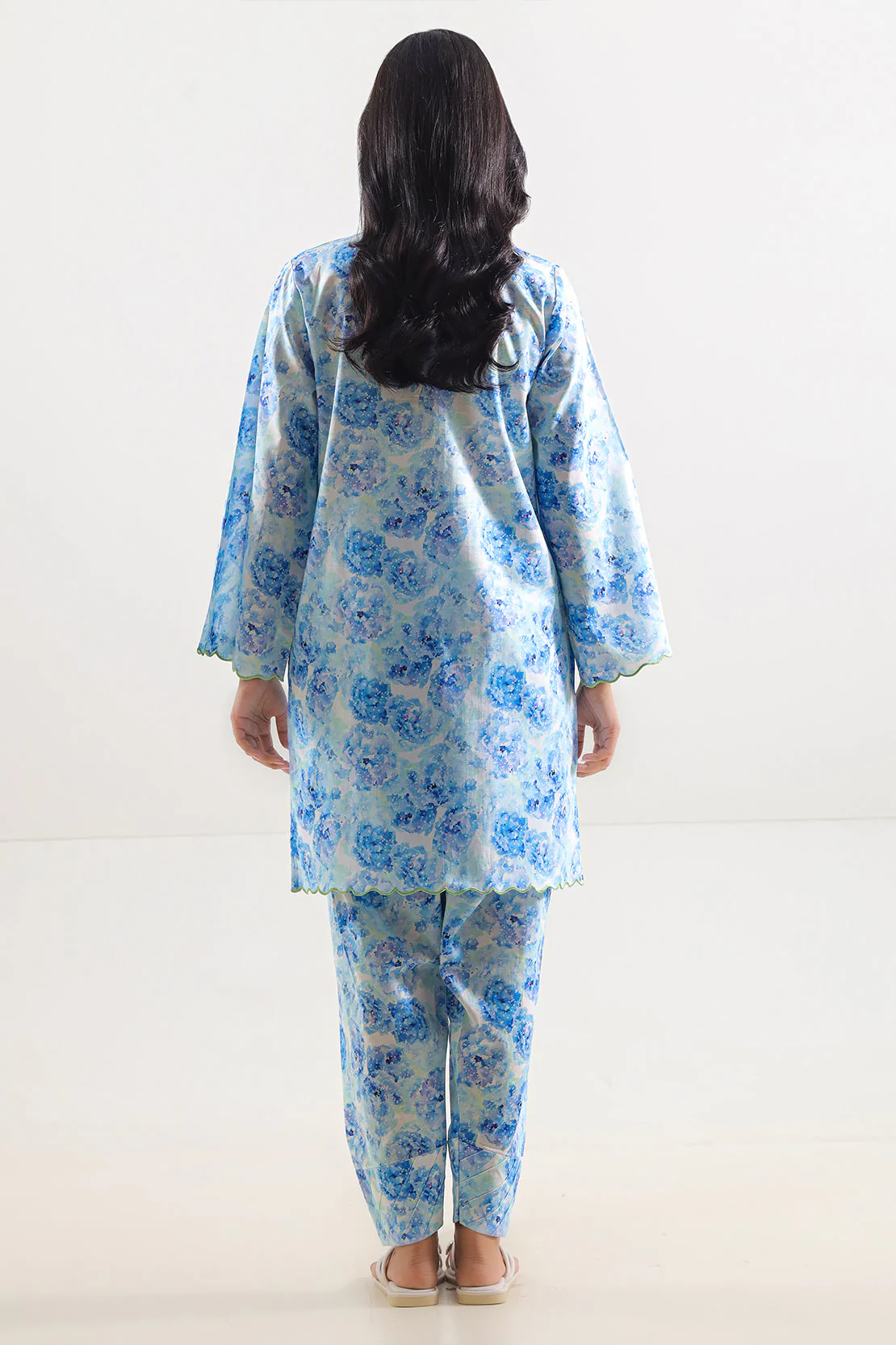 Unstitched Printed Lawn 2 Piece (Shirt/Trouser) - Image 4