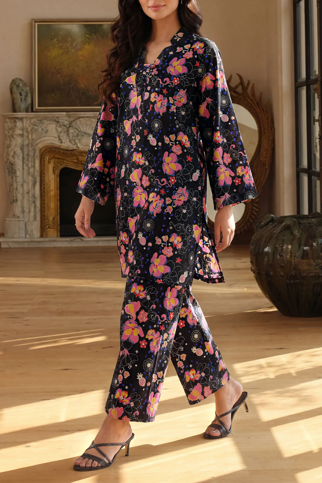 Unstitched Printed Lawn 2 Piece (Shirt/Trouser) - Image 4
