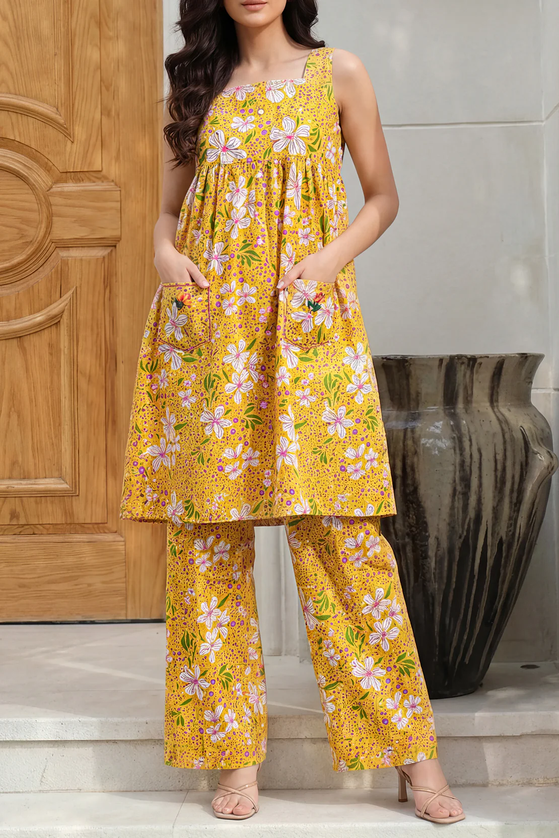 Unstitched Printed Lawn 2 Piece (Shirt/Trouser)