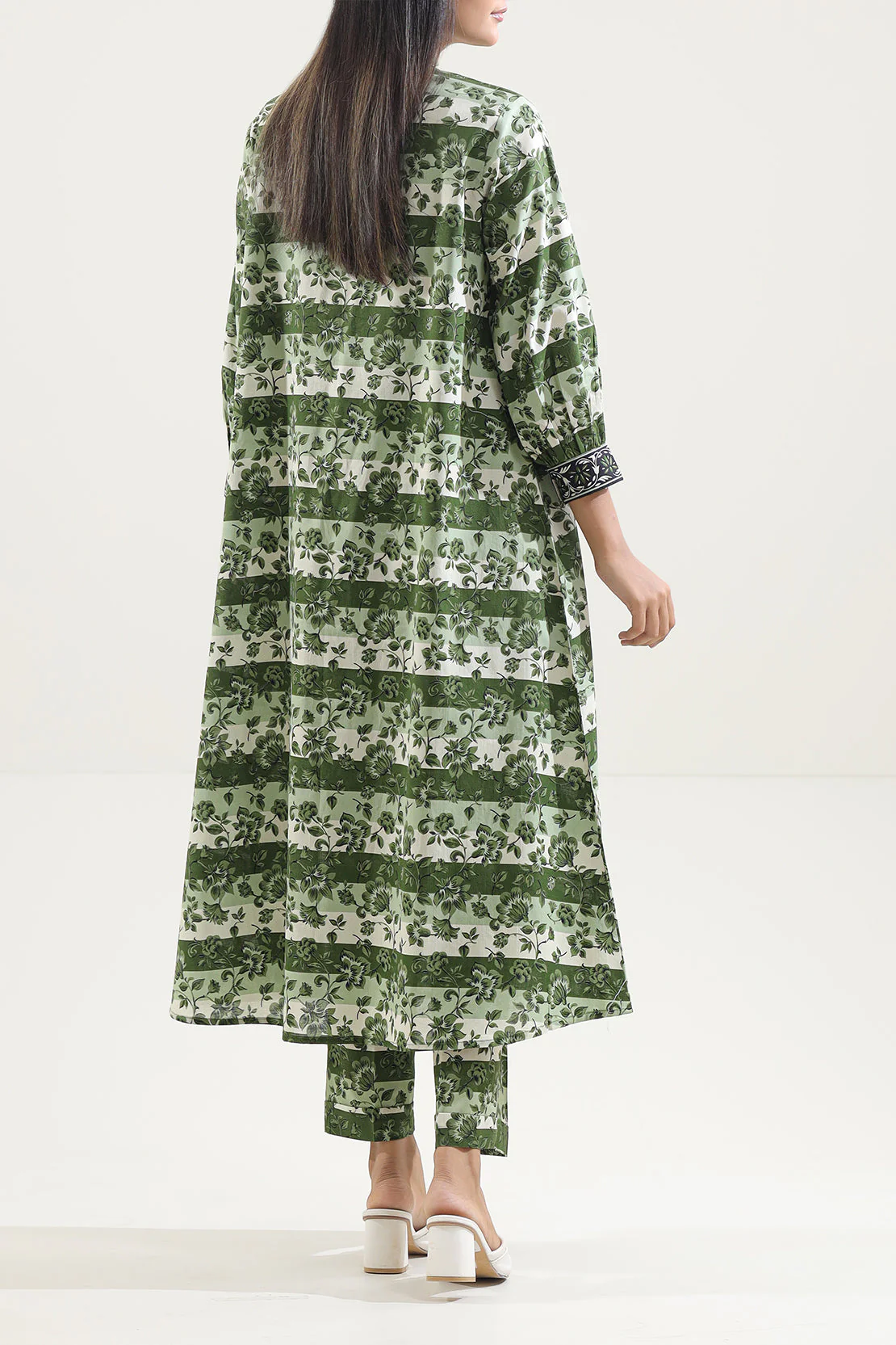 Unstitched Printed Lawn 2 Piece (Shirt/Trouser) - Image 5