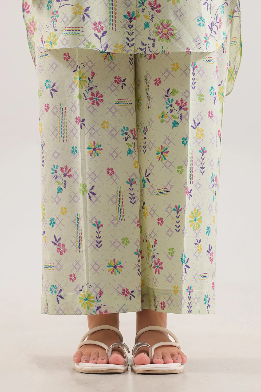 Unstitched Printed Lawn 2 Piece (Shirt/Trouser) - Image 5