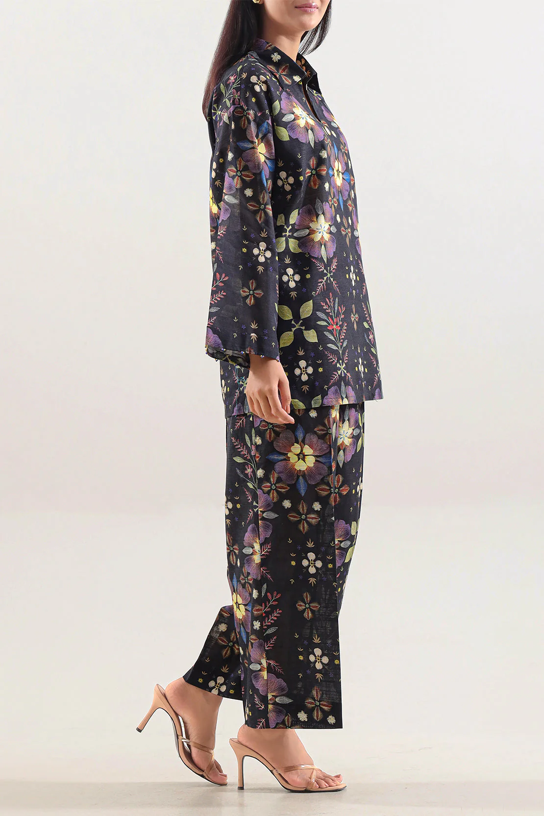 Unstitched Printed Lawn 2 Piece (Shirt/Trouser) - Image 3