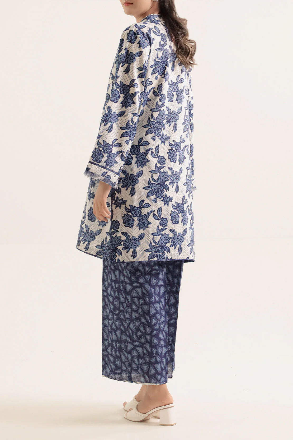 Unstitched Printed Lawn 2 Piece (Shirt/Trouser) - Image 3
