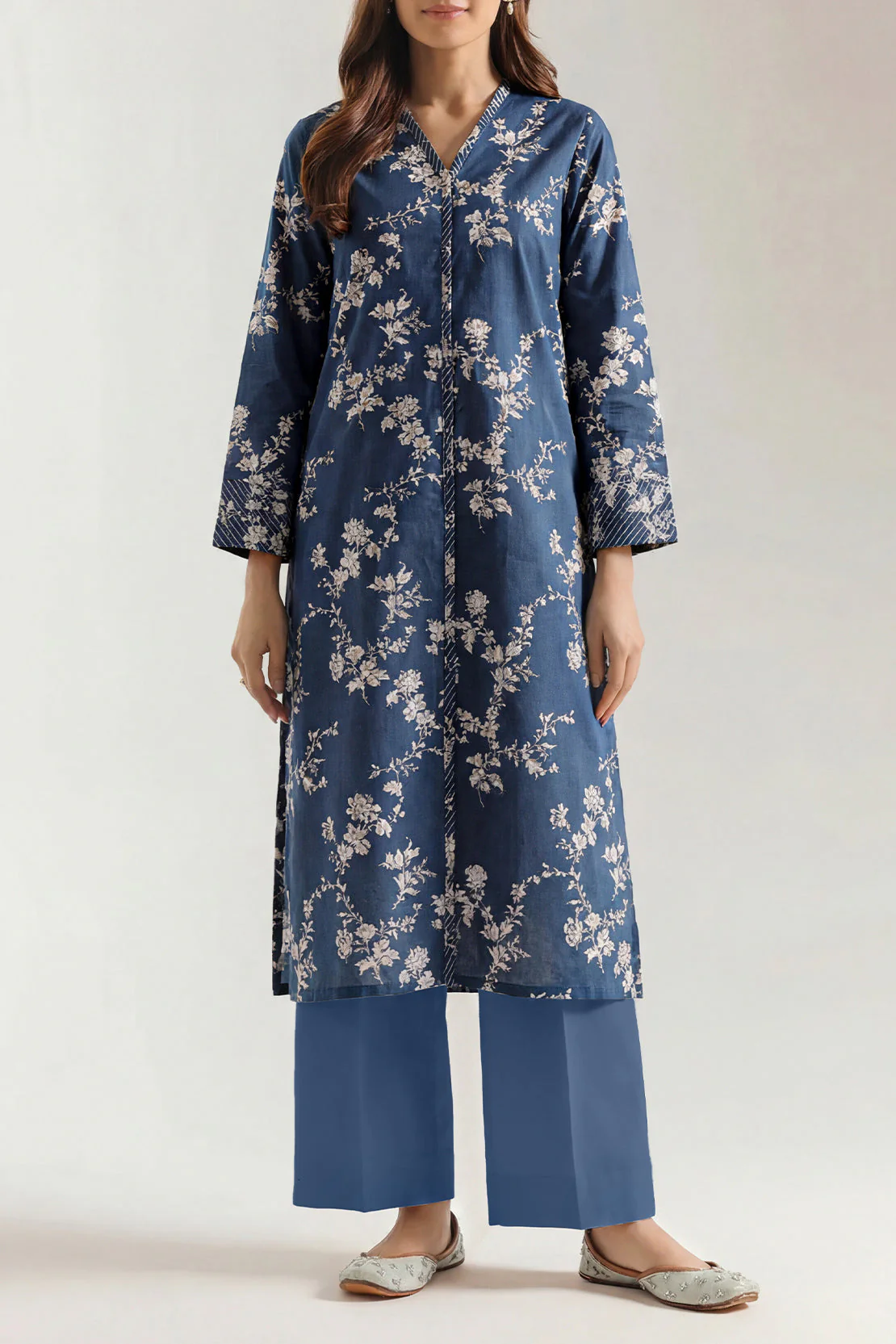 Unstitched Printed Lawn 2 Piece (Shirt/Trouser)