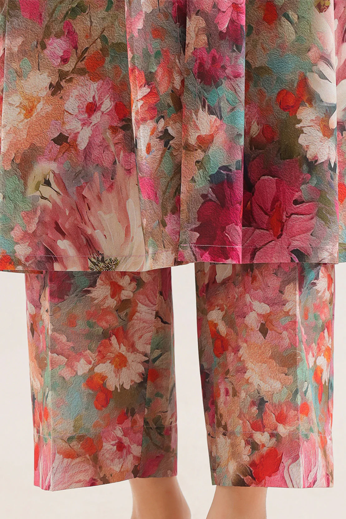 Unstitched Printed Lawn 2 Piece (Shirt/Trouser) - Image 5