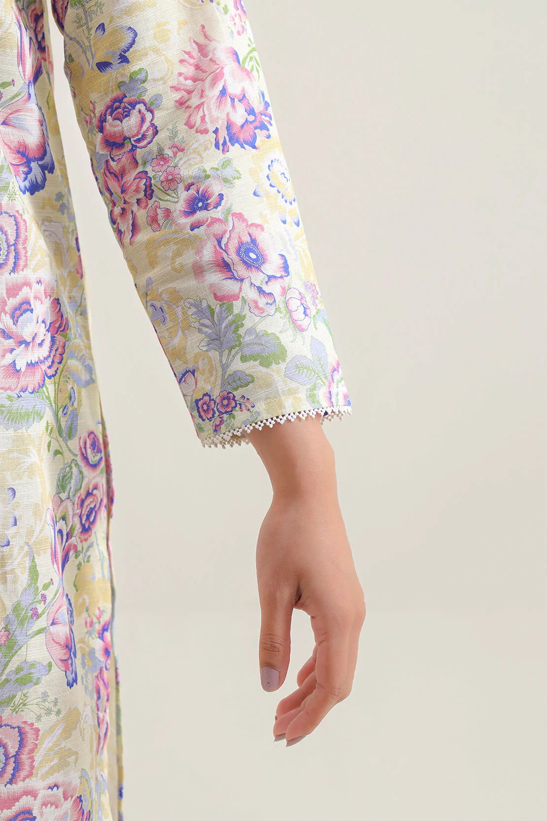 Unstitched Printed Lawn 2 Piece (Shirt/Trouser) - Image 4