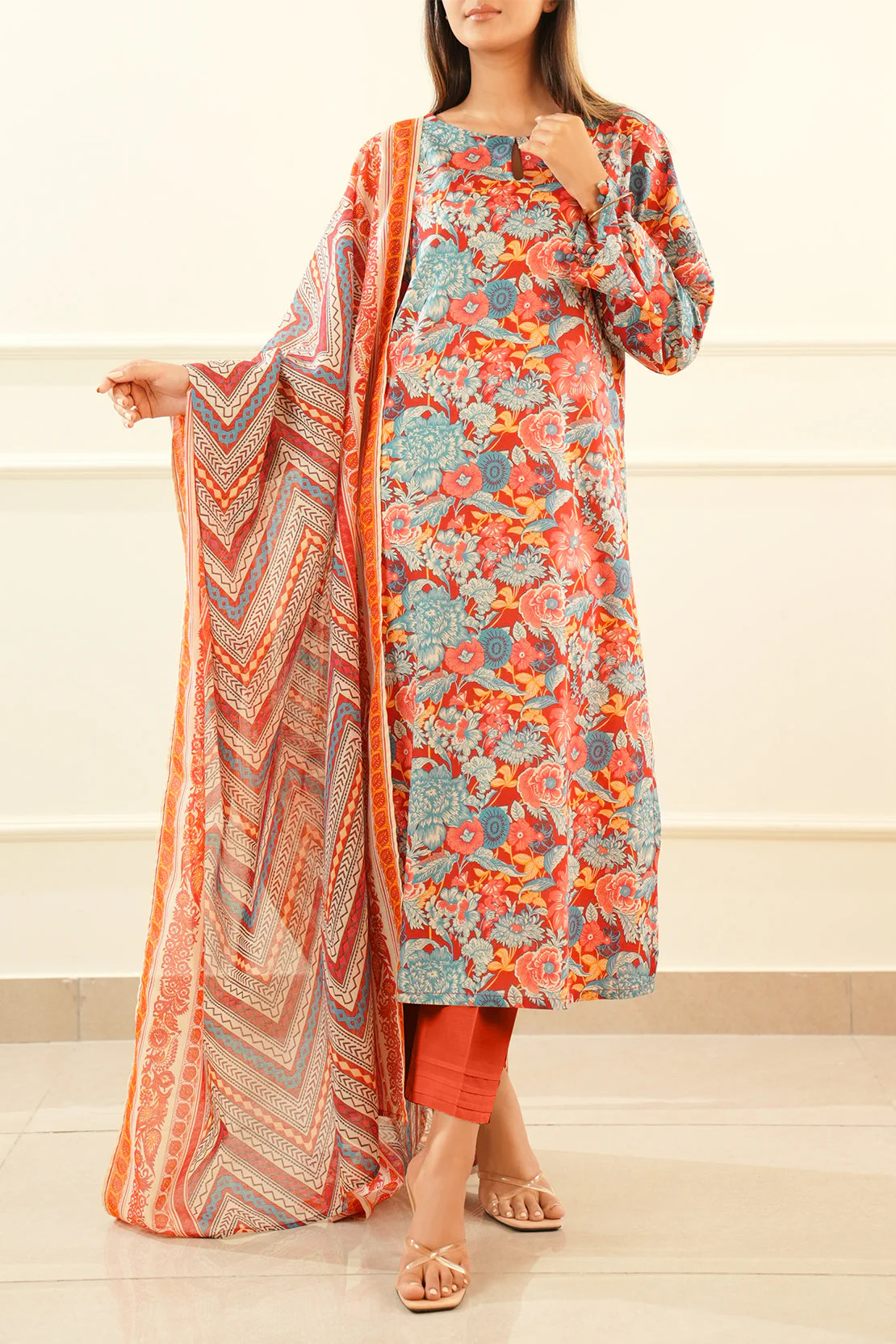 Unstitched Printed Lawn 3 Piece - Image 2