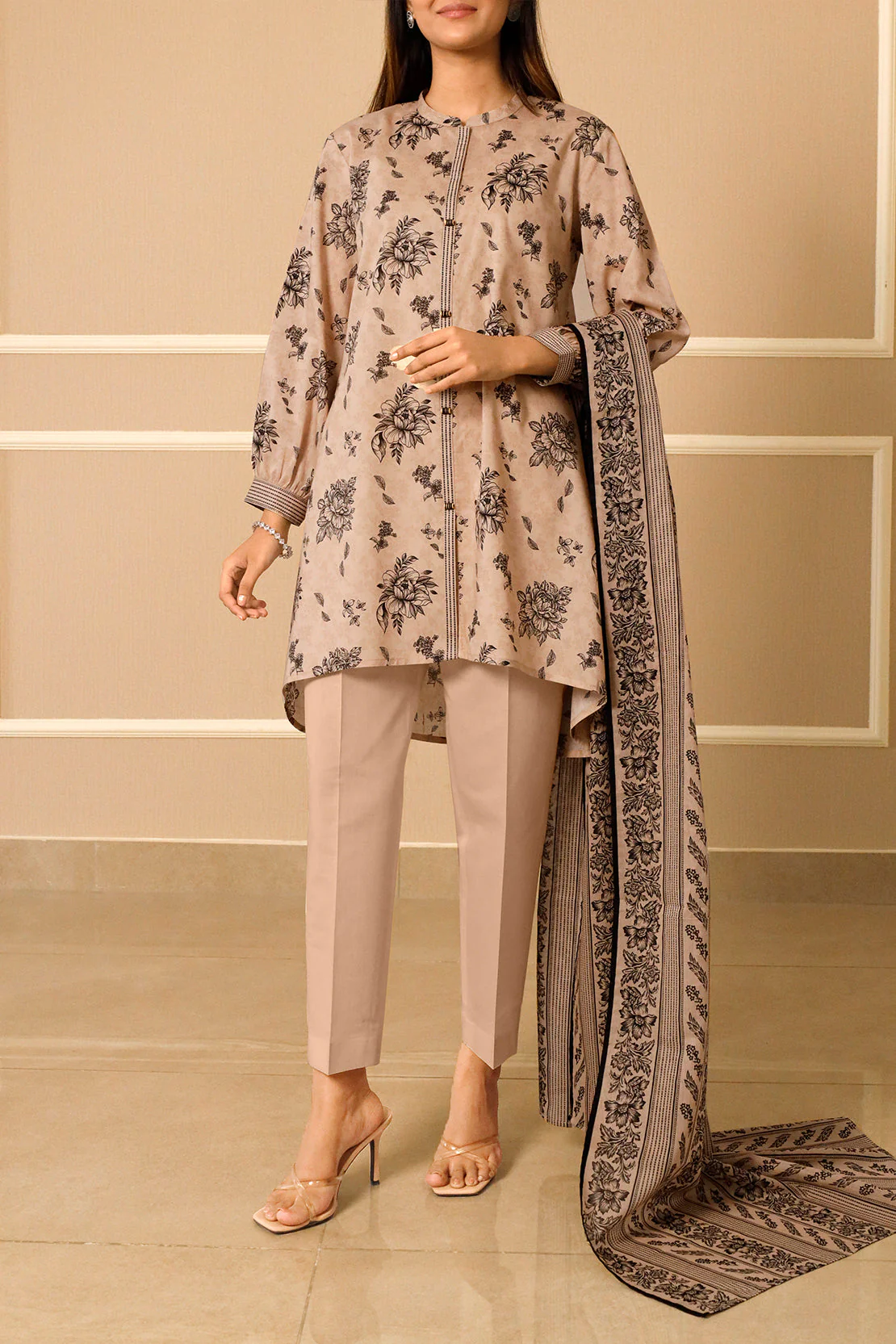 Unstitched Printed Lawn 3 Piece - Image 2