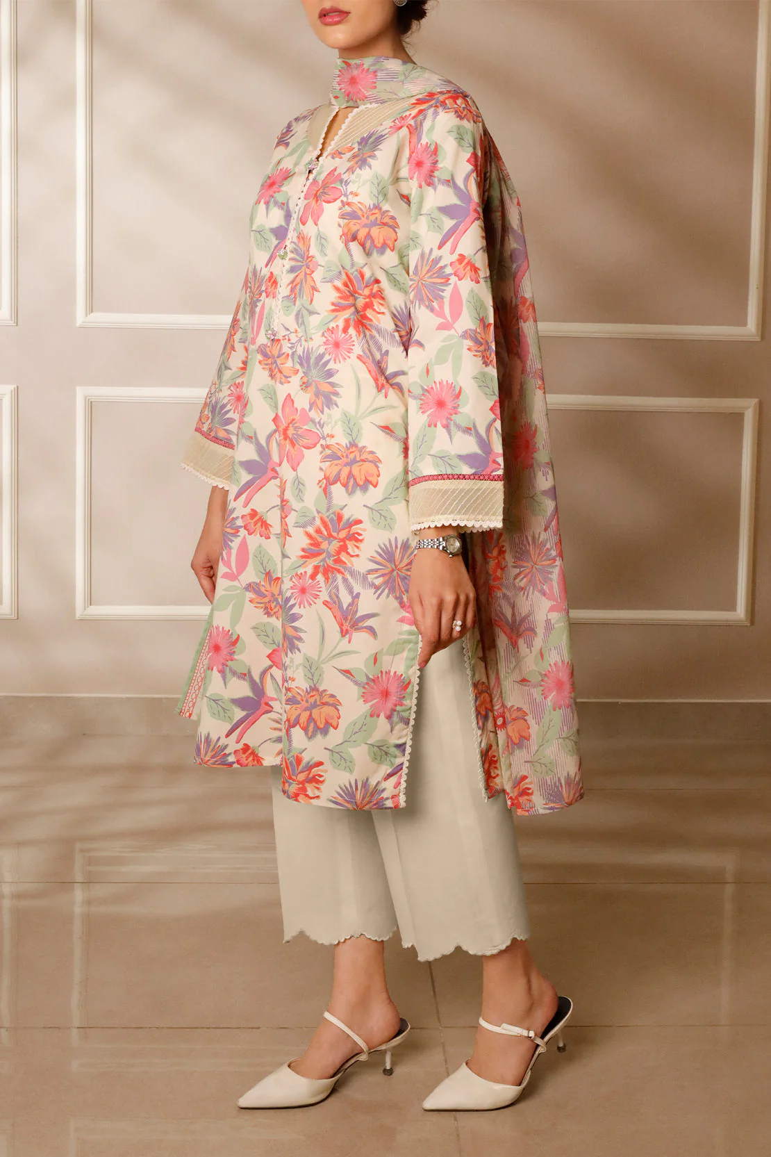 Unstitched Printed Lawn 3 Piece - Image 3