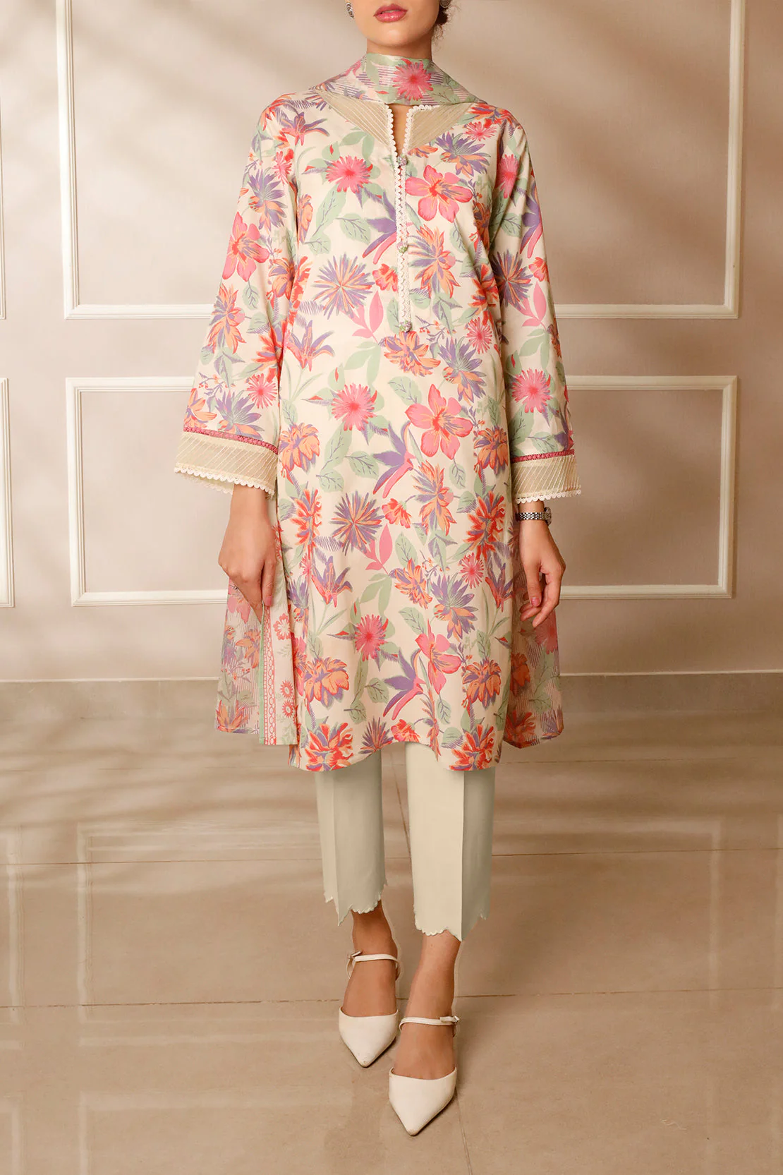 Unstitched Printed Lawn 3 Piece - Image 4
